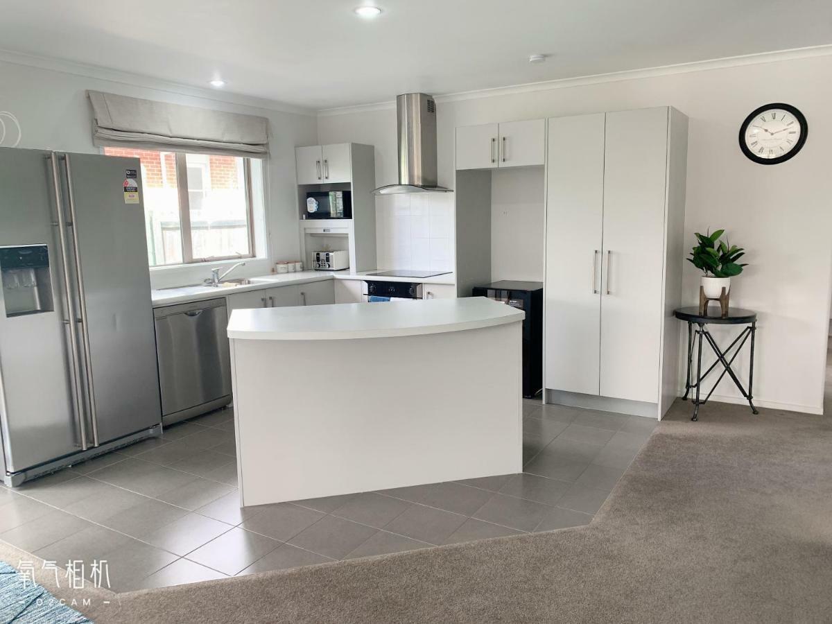 Cosy Rotorua Center Holiday Home Екстер'єр фото